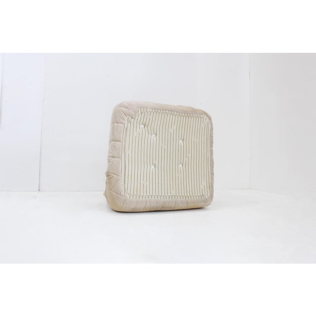 Ligne Roset Vintage Togo Corner Chair in Beige Velvet by Michel Ducaroy from Ligne Roset, 1980s For Sale - Image 4 of 9