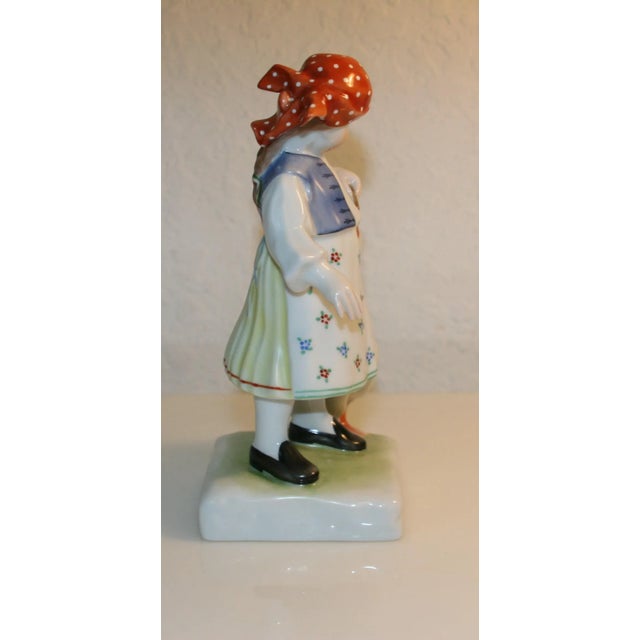 French Country Vintage 1930s Herend Porcelain Figurine 5565 Girl Feeding a Goose Hand-Painted For Sale - Image 3 of 7