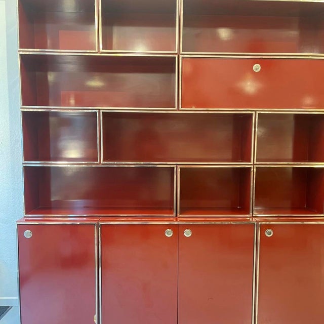 Maroon Modular Shelving Unit in Burgundy Red Lacquered Wood and Chromed Metal Frame, Italy, 1970s For Sale - Image 8 of 13