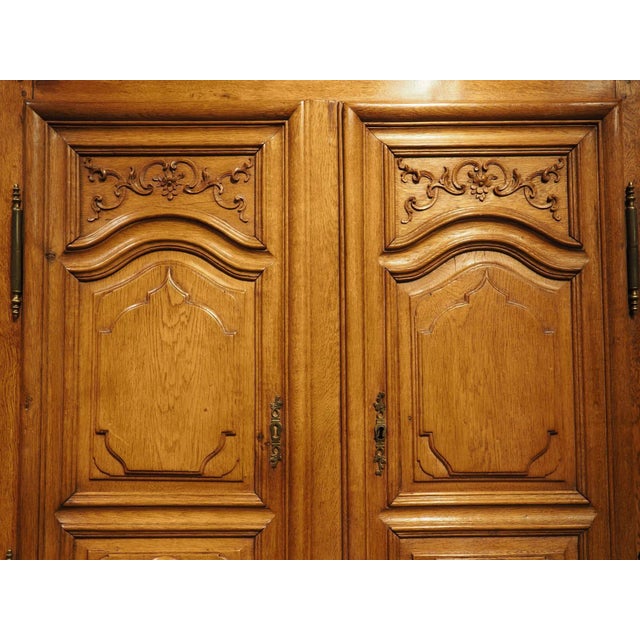 Wood Early 18th Century French Oak Buffet Deux Corps From Colmar, Alsace For Sale - Image 7 of 13