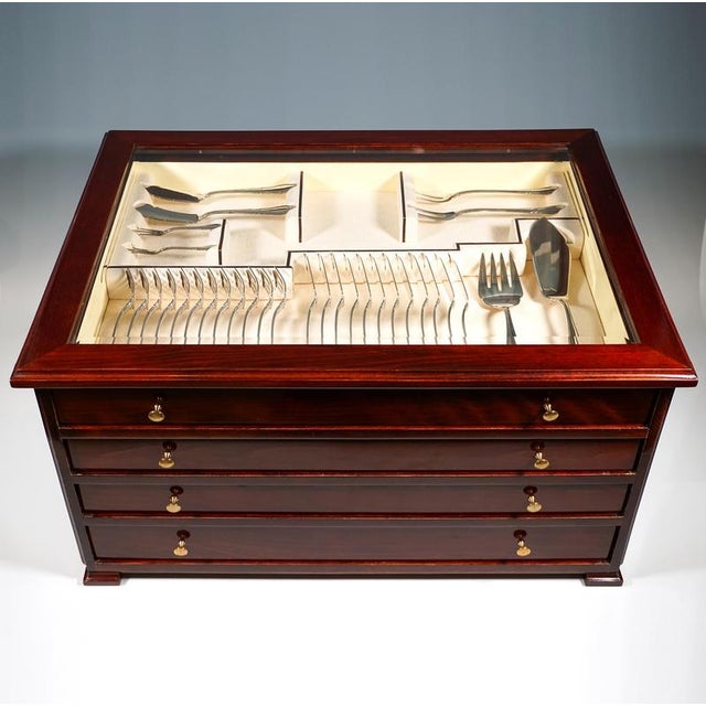 Art Deco Silver Cutlery Set for 12 in Showcase attributed to Bruckmann &Sons Germany, 1920s, Set of 164 For Sale - Image 3 of 13