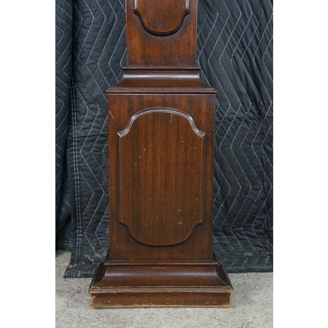 Chapman Manufacturing Company Vintage Chapman Federal Revival Mahogany Longcase Grandfather Case Clock Spain For Sale - Image 4 of 18