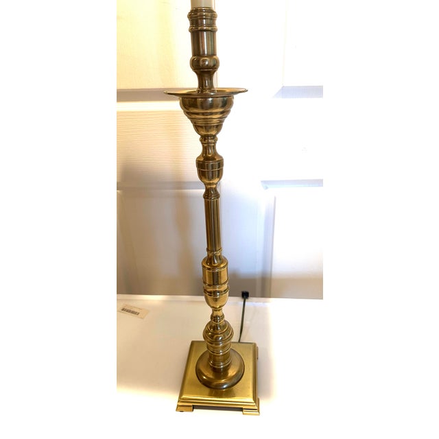 Frederick Cooper 1990’s Frederick Cooper Tall Brass Lamp With Shade For Sale - Image 4 of 10