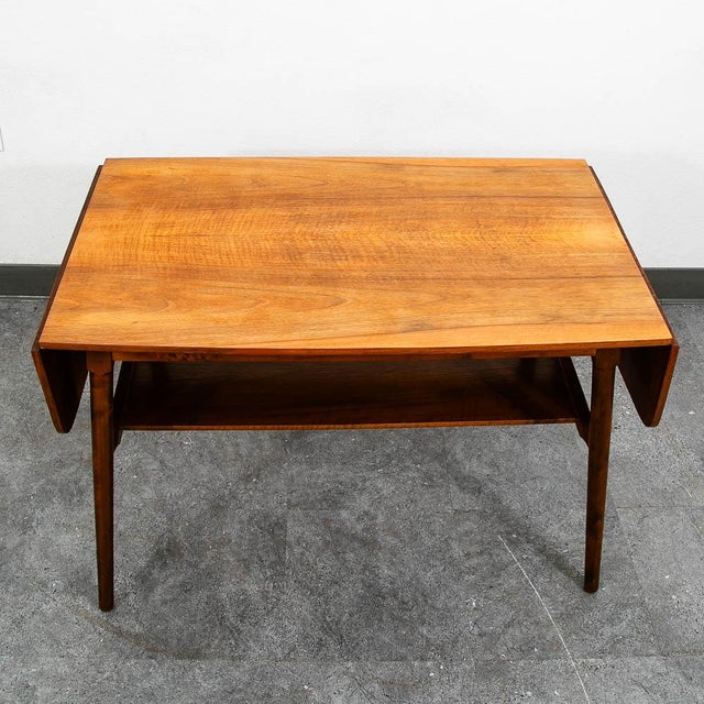 Mid-Century Modern Mid Century Danish Modern Coffee Table Walnut Drop Leaf Shelf Vintage MCM For Sale - Image 3 of 11