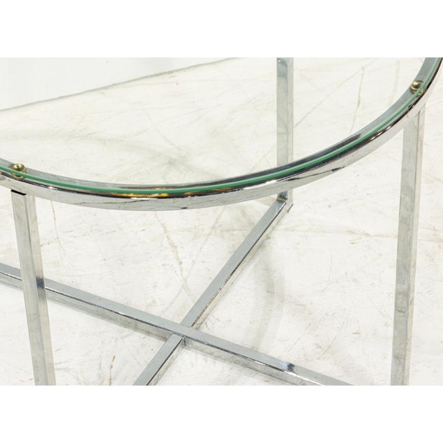 1960s A Pair of Modern Chrome and Glass Round Side Tables For Sale - Image 4 of 4