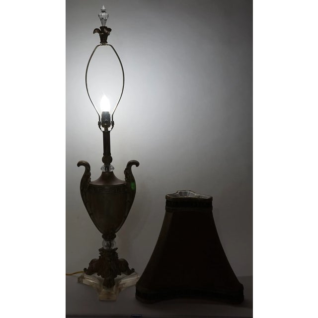 French Late 20th Century French Urn and Lucite Table Lamp For Sale - Image 3 of 10