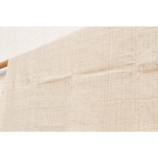 The purest expression of the material itself. These throws are crafted from Undyed or Lightly Tinted Eri Silk, celebrating...