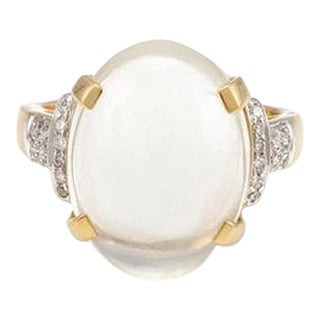 Bohemian Chic 20th Century 8.6 Ctw Moonstone Cocktail Ring Size 6.5 For Sale