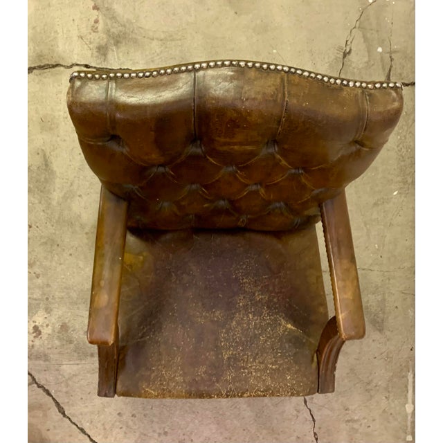 Antique Leather Gainsborough Armchair, 1900s For Sale In New York - Image 6 of 10