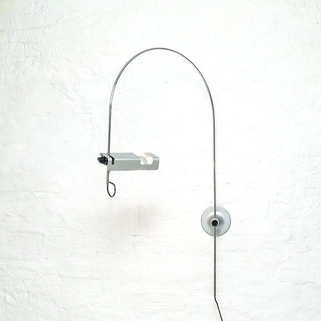 Mid-Century Modern Spider Wall Lamp by Joe Colombo for Oluce, 1967 For Sale - Image 3 of 11