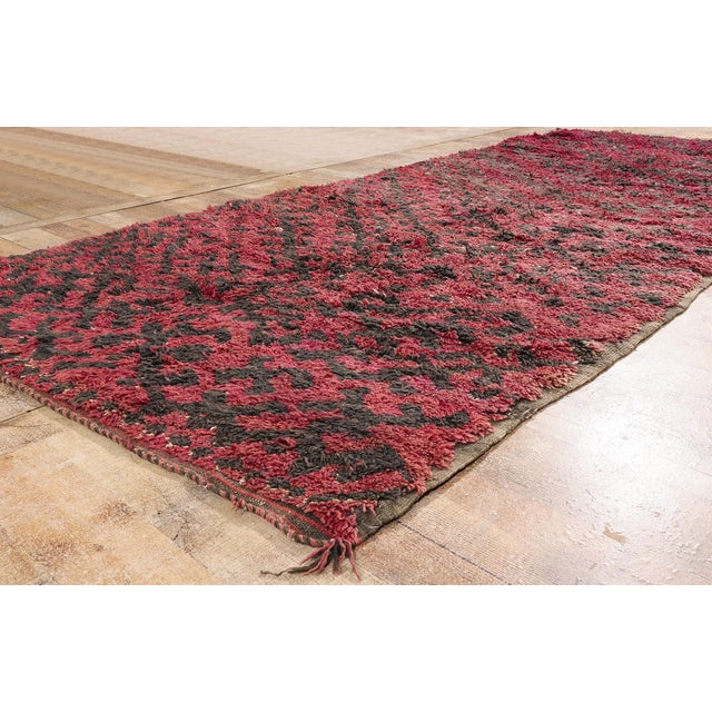 Red Vintage Talsint Moroccan Rug, 05'04 X 11'05 For Sale - Image 8 of 10