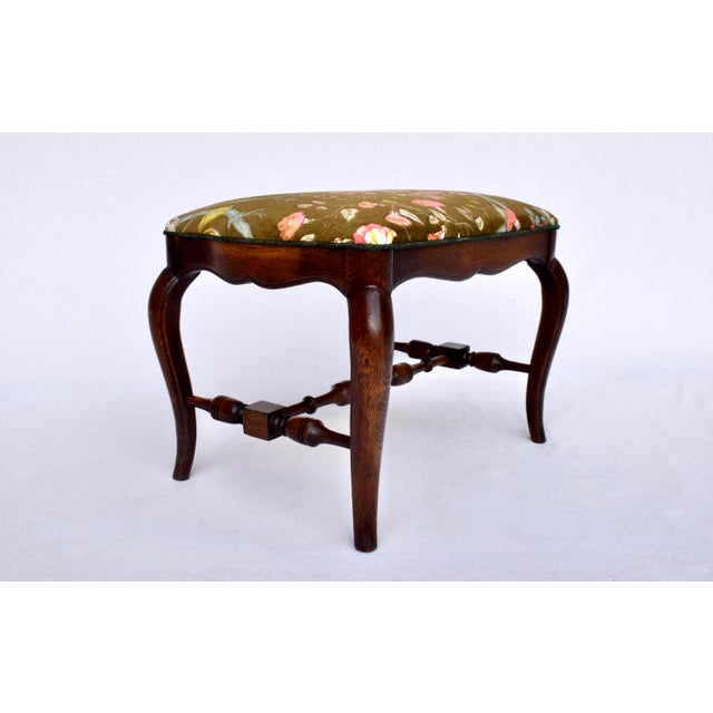 French Vintage French Footstool Ottoman in Brunschwig & Fils Velvet For Sale - Image 3 of 9