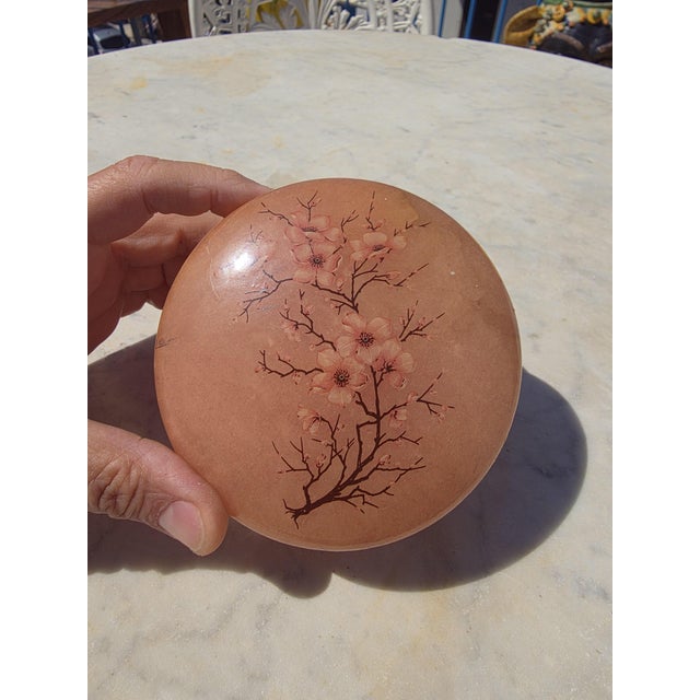 Stone Round Pink Alabaster Jewelry Box, 1960s For Sale - Image 7 of 7