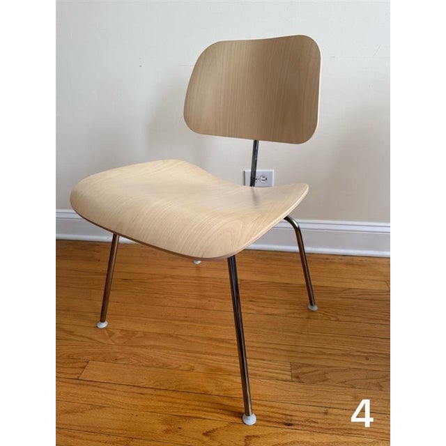 Eames Molded Plywood Dining Chair Metal Base Set of 4 For Sale - Image 16 of 18