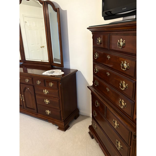 Lexington Furniture Lexington Cherry Eighteenth-Century Series No. 490 Seven Piece Bedroom Set For Sale - Image 4 of 15