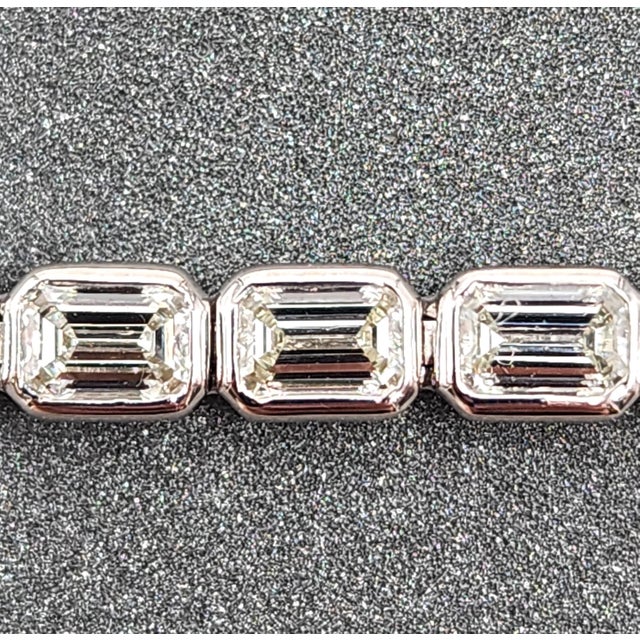 6.54 Ct Emerald Cut East-West Bezel Set Tennis Bracelet For Sale - Image 4 of 8