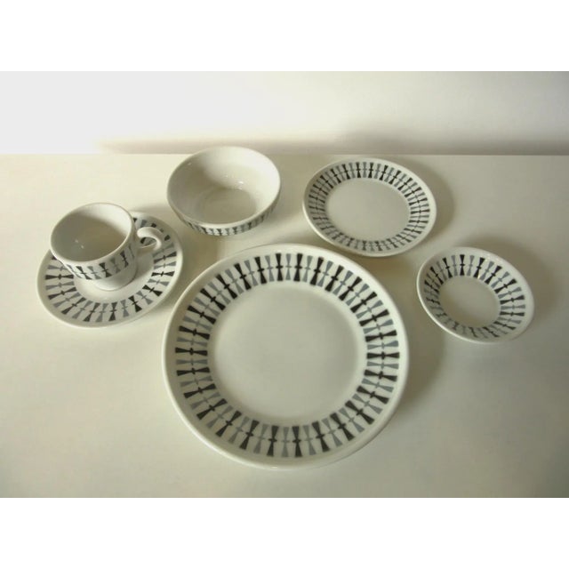 White Paul McCobb 10 Place Setting China 60 Pcs. By Jackson China Co. For Sale - Image 8 of 9