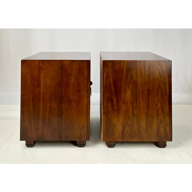 Vintage Henredon Attributed Asian Asian-Inspired Walnut Nightstands / Cabinets – Pair For Sale - Image 10 of 16