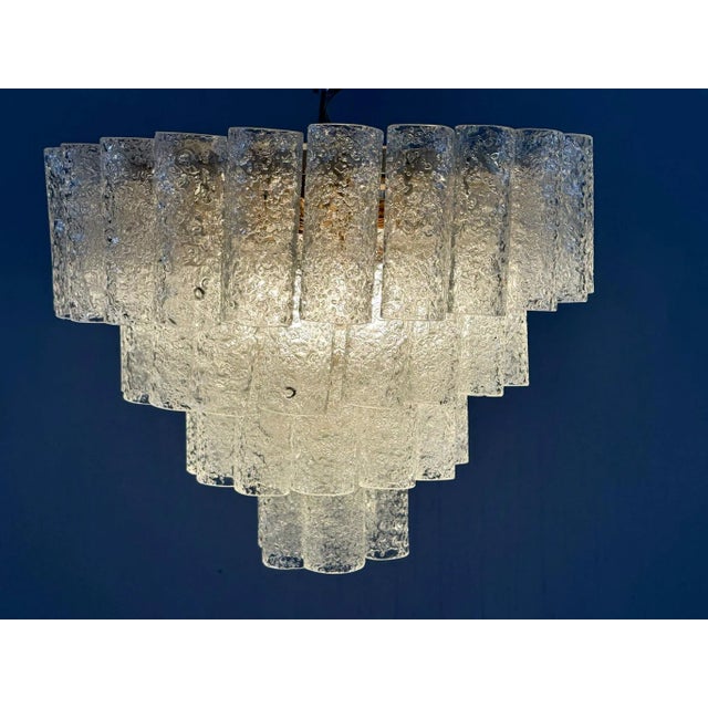 Construction made of brass with 60 Murano glass tubes, 6 lighting points available, dimensions approx.: H. 33 cm, Ø: 42...