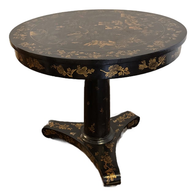 A 19th Century English Regency Chinoiserie Black and Parcel-Gilt Lacquered Center Table For Sale