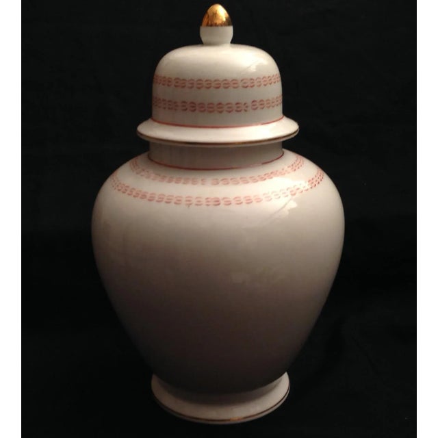 Ceramic Vintage Ethan Allen American Chinoiserie Eagle Ginger Jar For Sale - Image 7 of 13