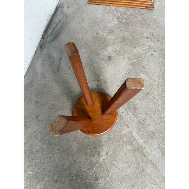Frencg Elm Tripod Stool, 1960s For Sale - Image 10 of 12