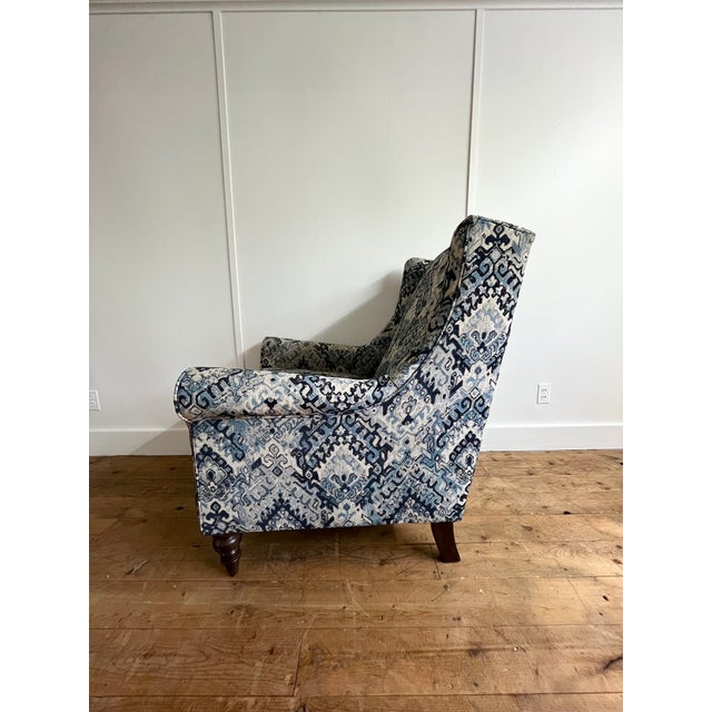 This elegant wing chair from Craftmaster combines classic design with everyday comfort. Featuring a high wingback...