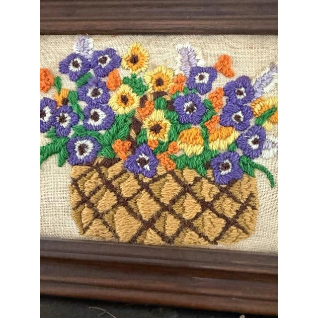 1990s Vintage Floral Crewel Embroidery Wall Hanging, Wood Frame, 8.5" X 6.5" For Sale - Image 5 of 6