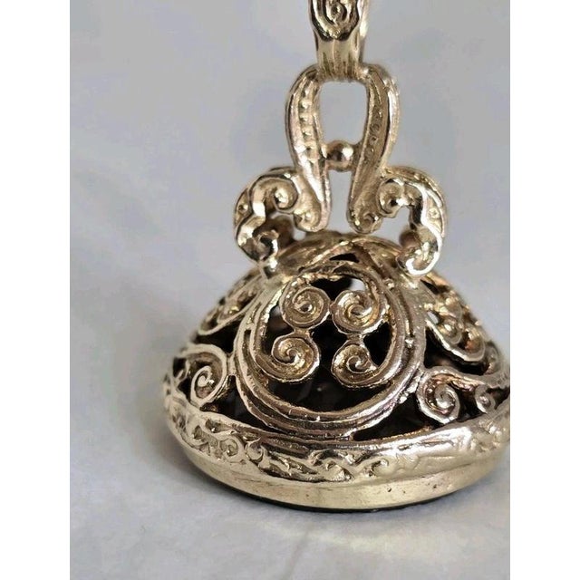 Mid-Century 9ct Gold Charm and Seal from Franklin Mint, London, 1967 For Sale - Image 6 of 18