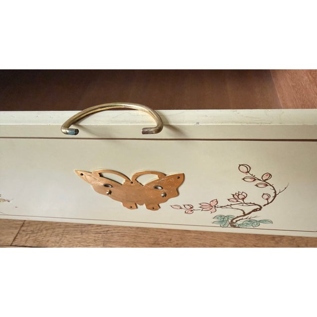 Vintage Chinoiserie Lacquered Chest With Brass Hardware & Hand-Painted Bird Motifs For Sale - Image 10 of 11