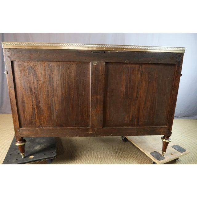 18th Century Louis XVI Commode For Sale - Image 4 of 12