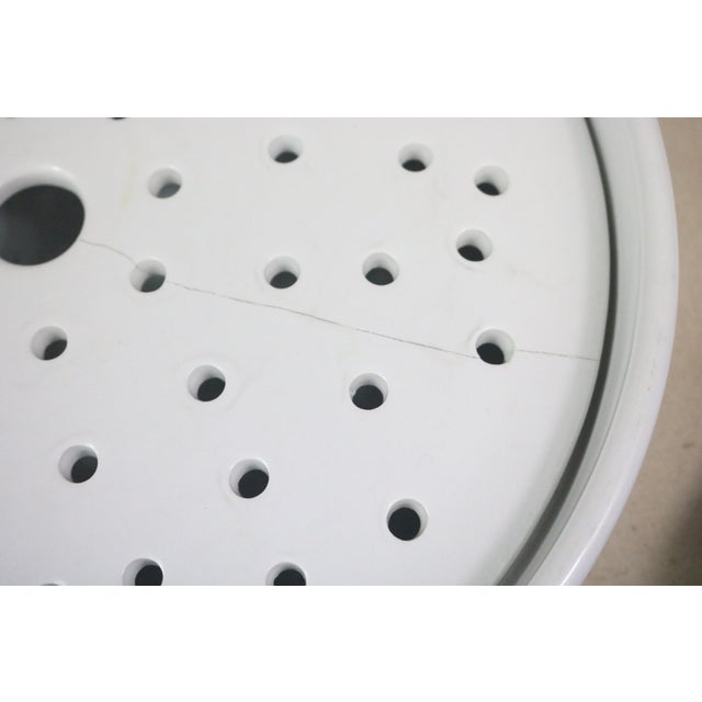 A Late 19th Century Ironstone Glass Dryer For Sale - Image 4 of 9