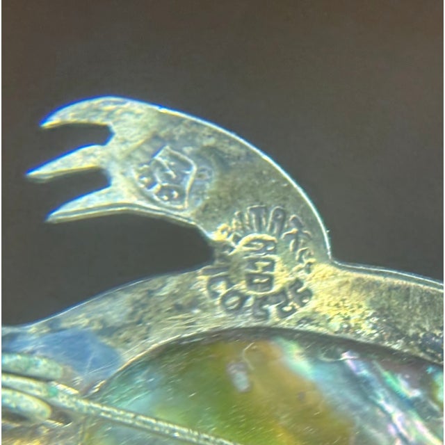 1960s Mexican sterling silver sea turtle brooch w/ large abalone/mother of pearl stone. Excellent condition. Marked at back.