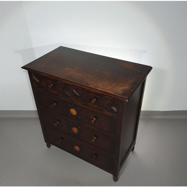English Charles II Chest of Drawers in Oak For Sale - Image 6 of 18