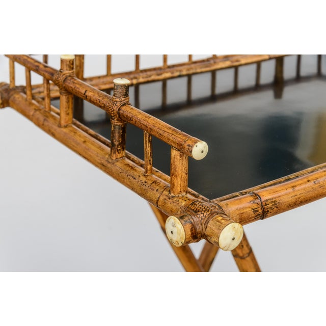 1920s Antique Anglo-Japanese Aesthetic Movement Scorched Bamboo and Lacquer Butler Tray Table For Sale - Image 5 of 9