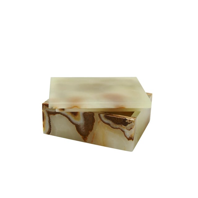 An Asteria Collection Light Green Onyx 5" Rectangular Keepsake Box.