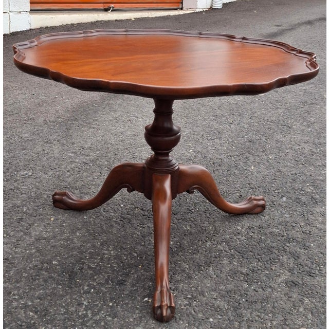 Mid 20th Century Chippendale Style Crotch Mahogany Low Center Table or Coffee Table For Sale - Image 9 of 12