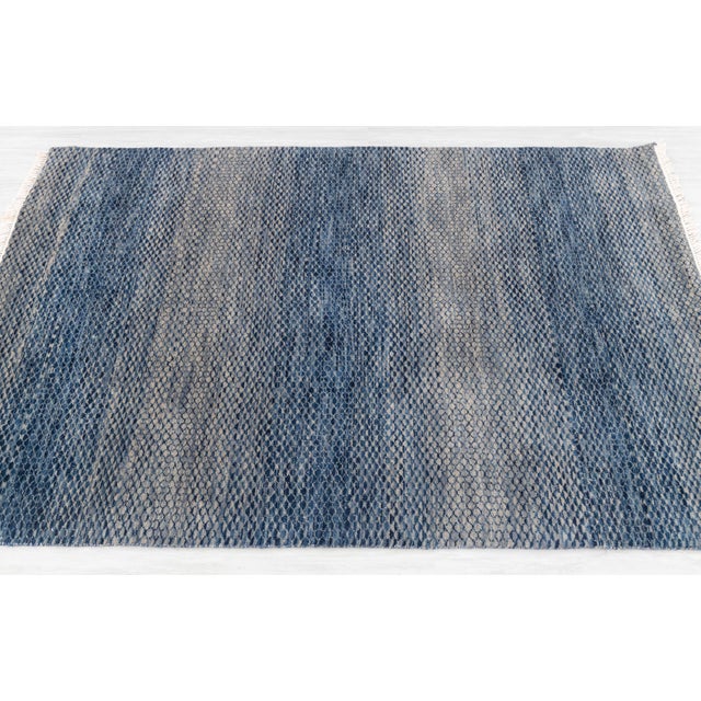 Wood 4' x 6' Savannah Hand Knotted Modern Blue Gray Wool & Silk Rug For Sale - Image 7 of 18