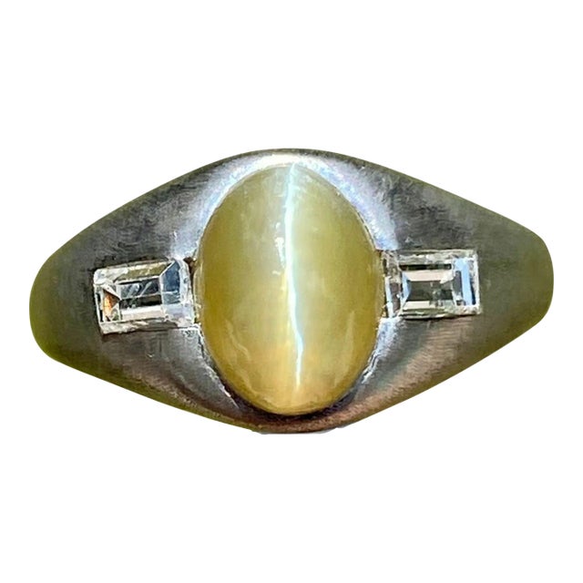 3 Carat Green Chrysoberyl Cats Eye and Baguette Cut Diamonds in Platinum Ring, Size 7.25 For Sale