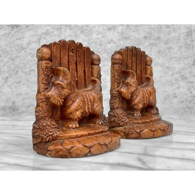 1980s Vintage Farmhouse Scottie Dog Resin Bookends by Syroco - a Pair For Sale - Image 5 of 12