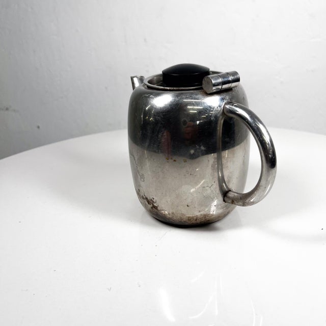 1950s 1950s Vintage Art Deco Stylish Small Tea Pot Stainless Steel For Sale - Image 5 of 12