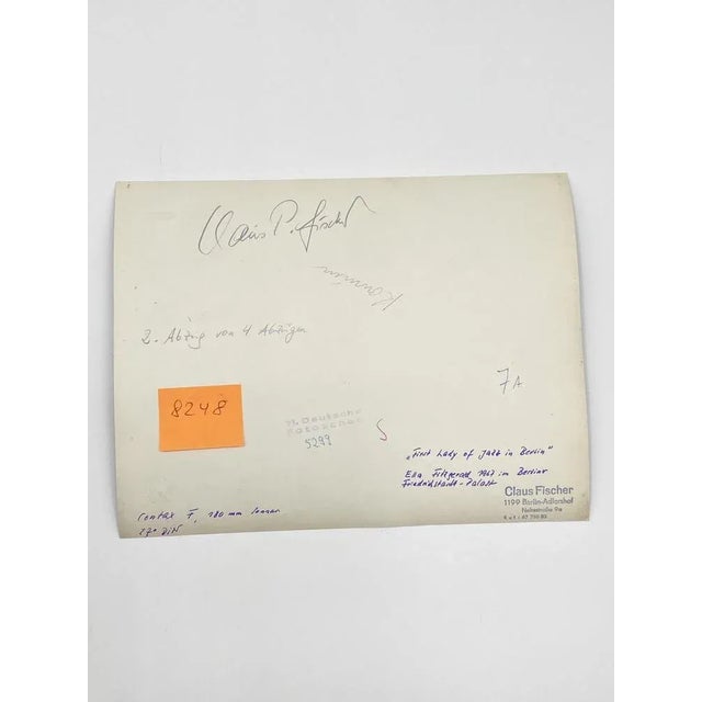 Claus P. Fischer, Ella Fitzgerald Live at the Friedrichstadtpalst in Berlin, 1967, Photograph For Sale - Image 9 of 13