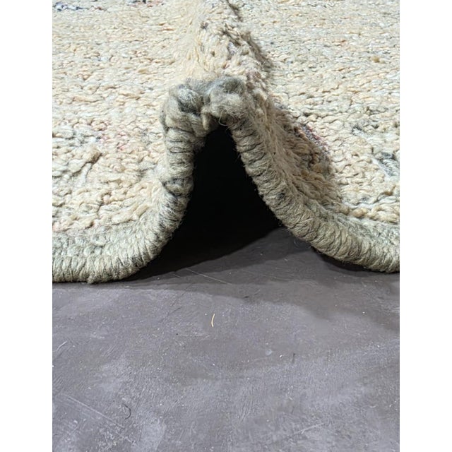 1980s Vintage Beni MGuild Wool Rug - 9.8 X 6.8 Ft For Sale - Image 5 of 6