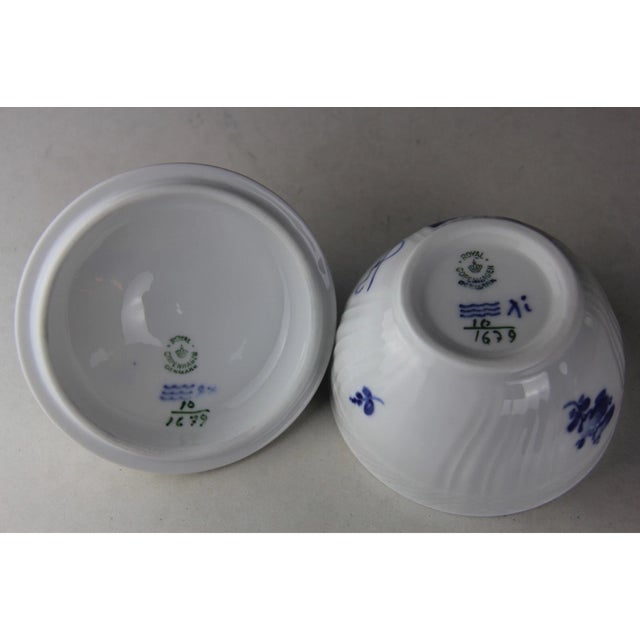 Ceramic Vintage MCM Royal Copenhagen Blue Flowers Curved Large Sugar Bowl & Creamer Set For Sale - Image 7 of 12