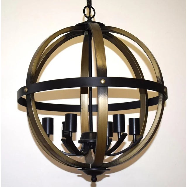 Franklin Iron Works Kimpton Dark Bronze Wood Finish Orb Chandelier Lighting. 55 cm diameter 6 Sockel E14 This piece has an...
