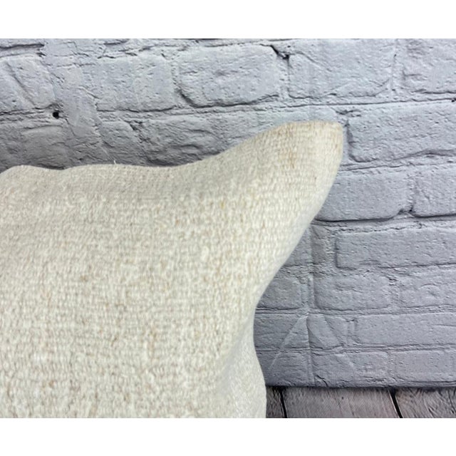 Turkish 20 x 20 Hemp Pillow Turkish Cushion Natural Grayish White Pillow Cushion Cover For Sale - Image 3 of 4
