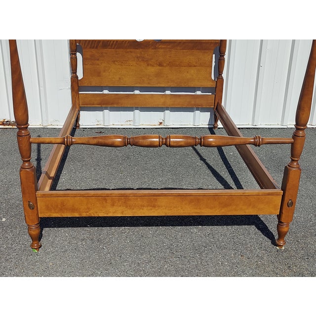 Ethan Allen 1940s Full Size Poster Bed With Finial For Sale - Image 9 of 9