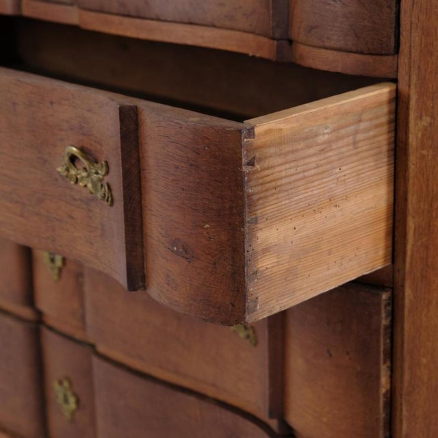 Large Baroque Oak Chest of Drawers with Brass Fittings, 1800 For Sale - Image 6 of 11