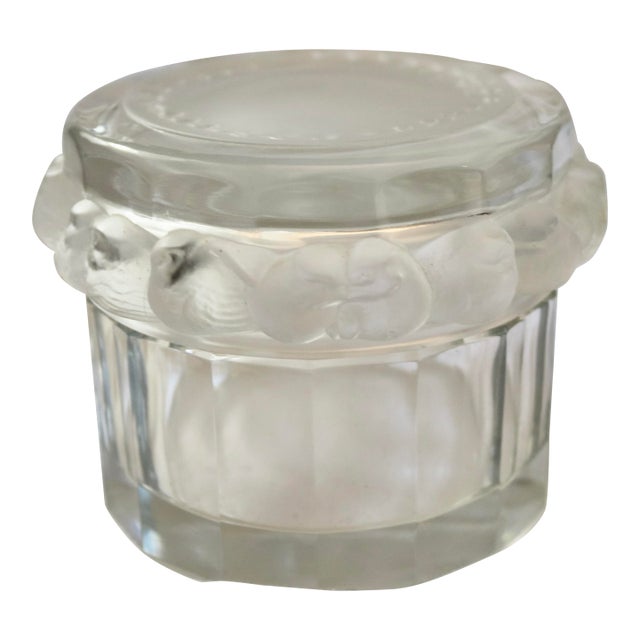 Vintage Lalique Birds Crystal Powder or Trinket Box Made in France For Sale