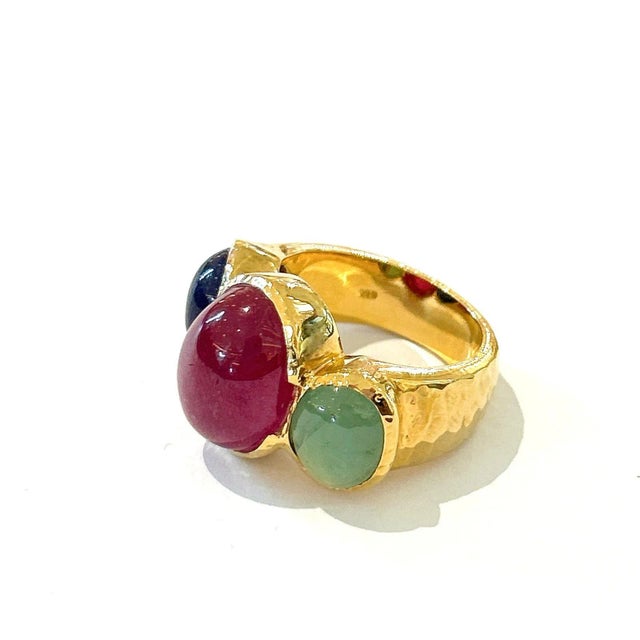 Art Deco Bochic “Orient” Ruby, Emerald & Sapphire Vintage 3 Gem Ring Set in 18k & Silver Size 5.5 For Sale - Image 3 of 4